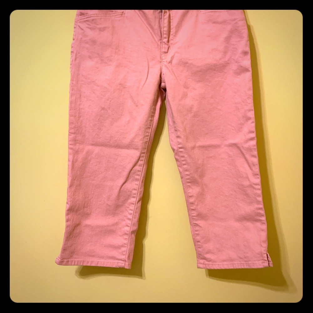 Chaps Capri - image 2